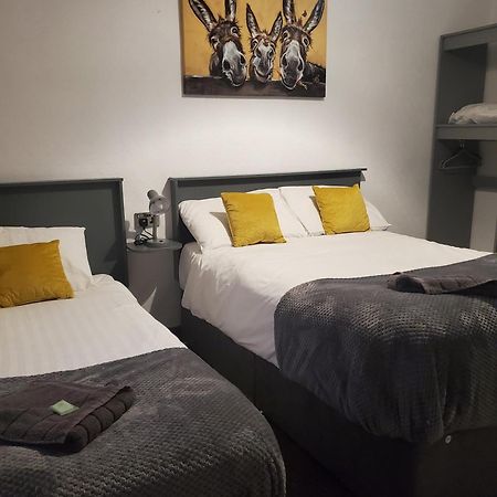 The Melville Hotel - Central Location Блекпул Екстериор снимка