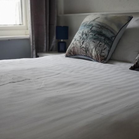 The Melville Hotel - Central Location Блекпул Екстериор снимка