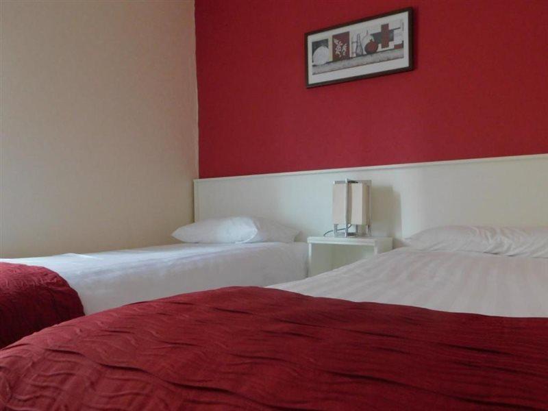 The Melville Hotel - Central Location Блекпул Екстериор снимка